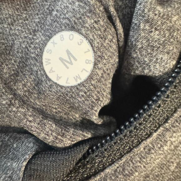 Lululemon Mens T.H.E. Shorts Medium Gray Linerless 9" Inseam Gym Athleisure Run - Picture 2 of 8